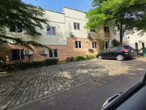 4bdrm Duplex in Life Camp for rent