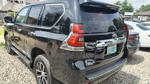 Toyota Land Cruiser Prado 2020 Black