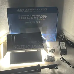 Led 800 Video Light Kit With Stand: Professional Video Led Light Kit