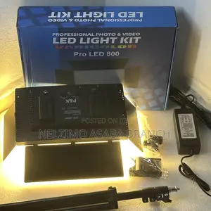 Led 800 Video Light Kit With Stand: Professional Video Led Light Kit