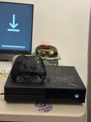 Uk  Used Xbox One With 9 Offline Games