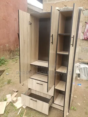 4*6 Wardrobe