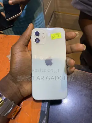 Apple iPhone 12 64 GB White