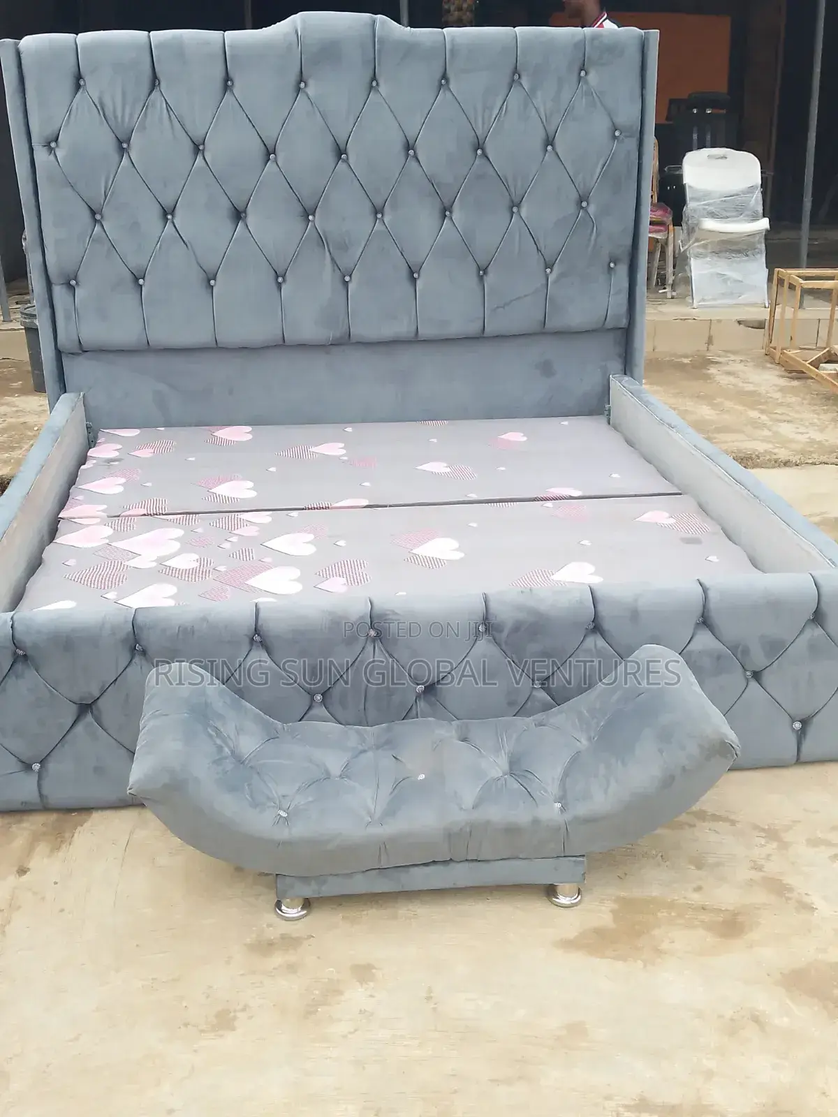 Extra Ordinary Bed Frames