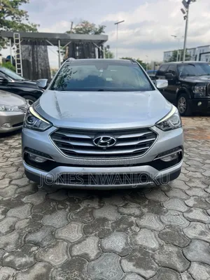 Hyundai Santa Fe 2016 Silver