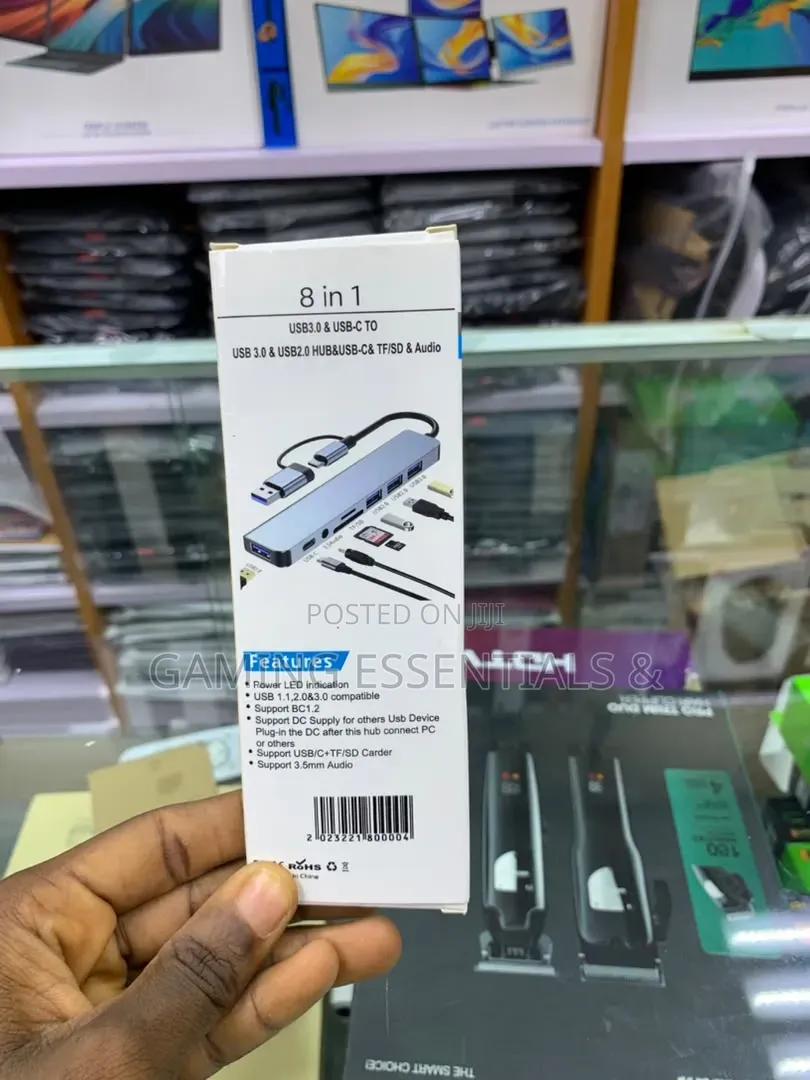 Type C and Usb 8-in-Converter