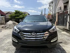 Hyundai Santa Fe 2015 Black