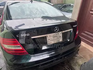 Mercedes-Benz C300 Luxury 4Matic Sedan AWD (3.5L 6cyl 7A) 2013 Black