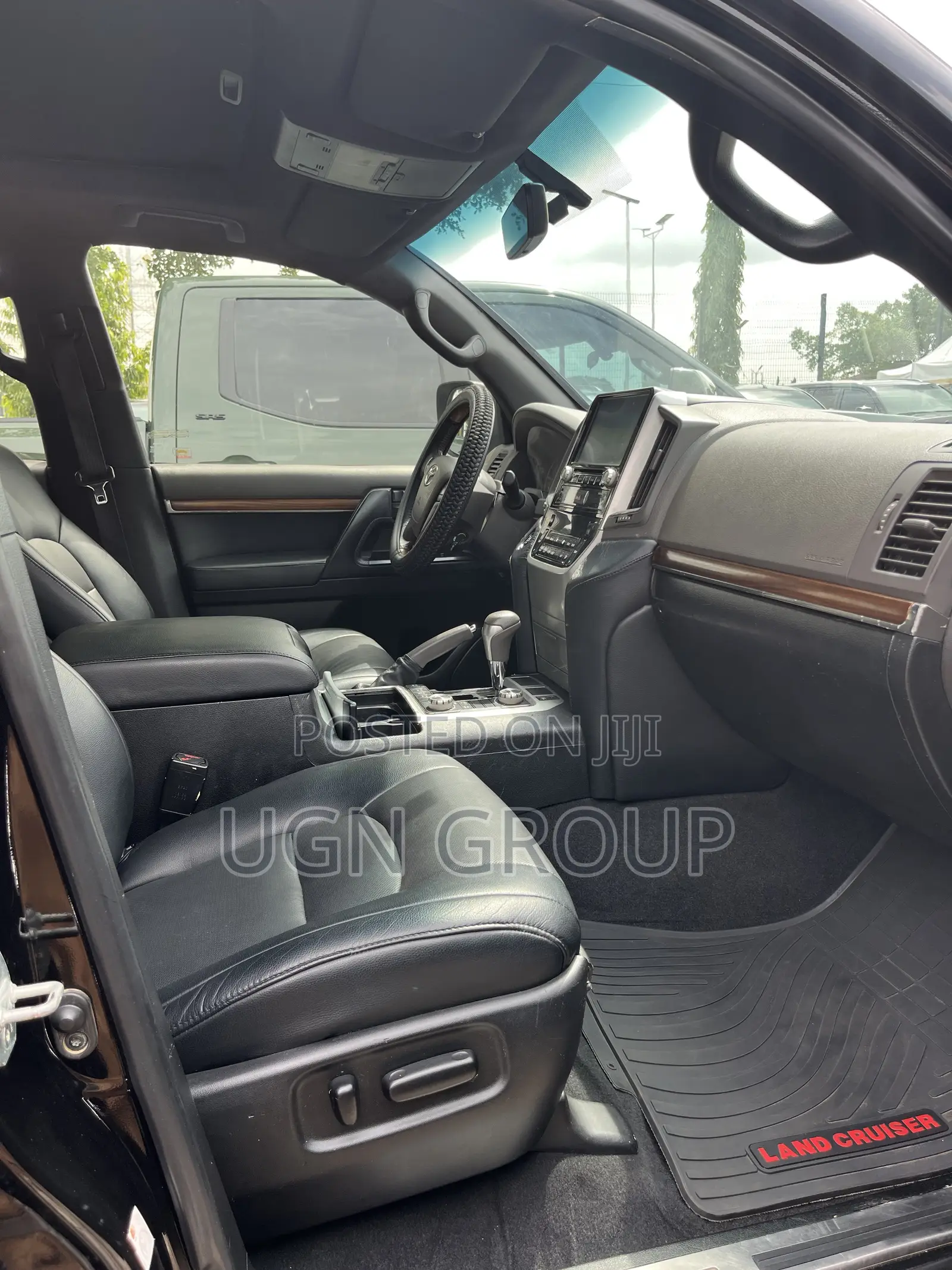 Toyota Land Cruiser 2017 Black