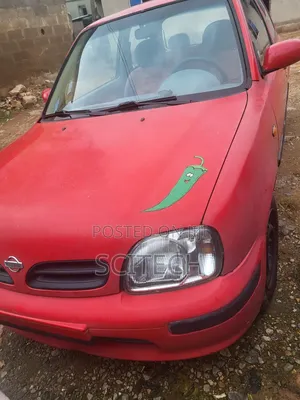 Nissan Micra 2002 Red