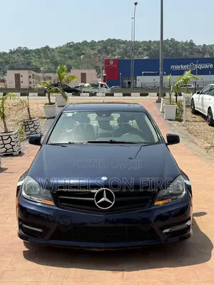 Mercedes-Benz C300 Luxury 4Matic Sedan AWD (3.5L 6cyl 7A) 2013 Blue