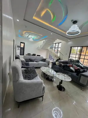 Furnished 6bdrm Duplex in Agric for sale