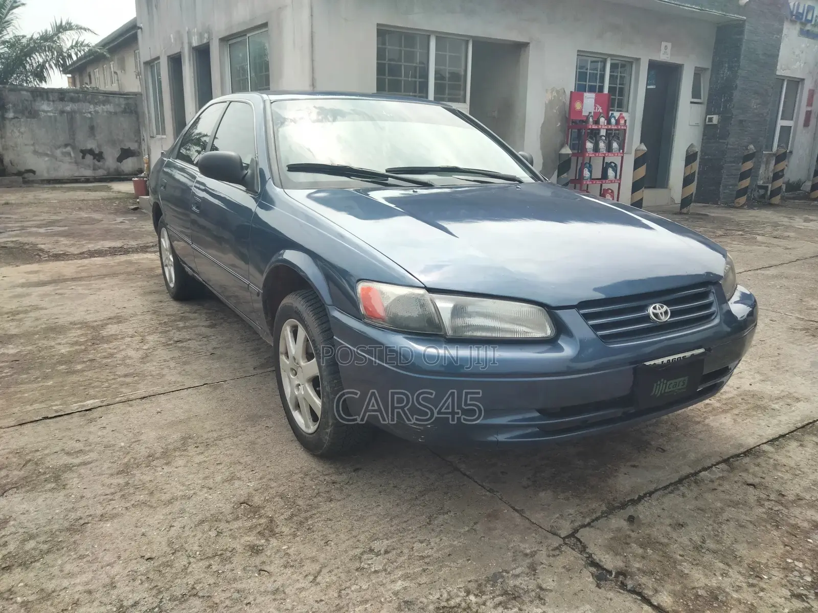 Toyota Camry 1997 Blue