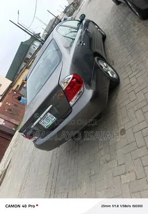 Toyota Camry 2006 Gray