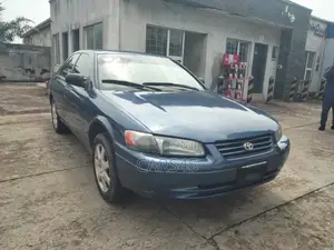 Toyota Camry 1997 Blue