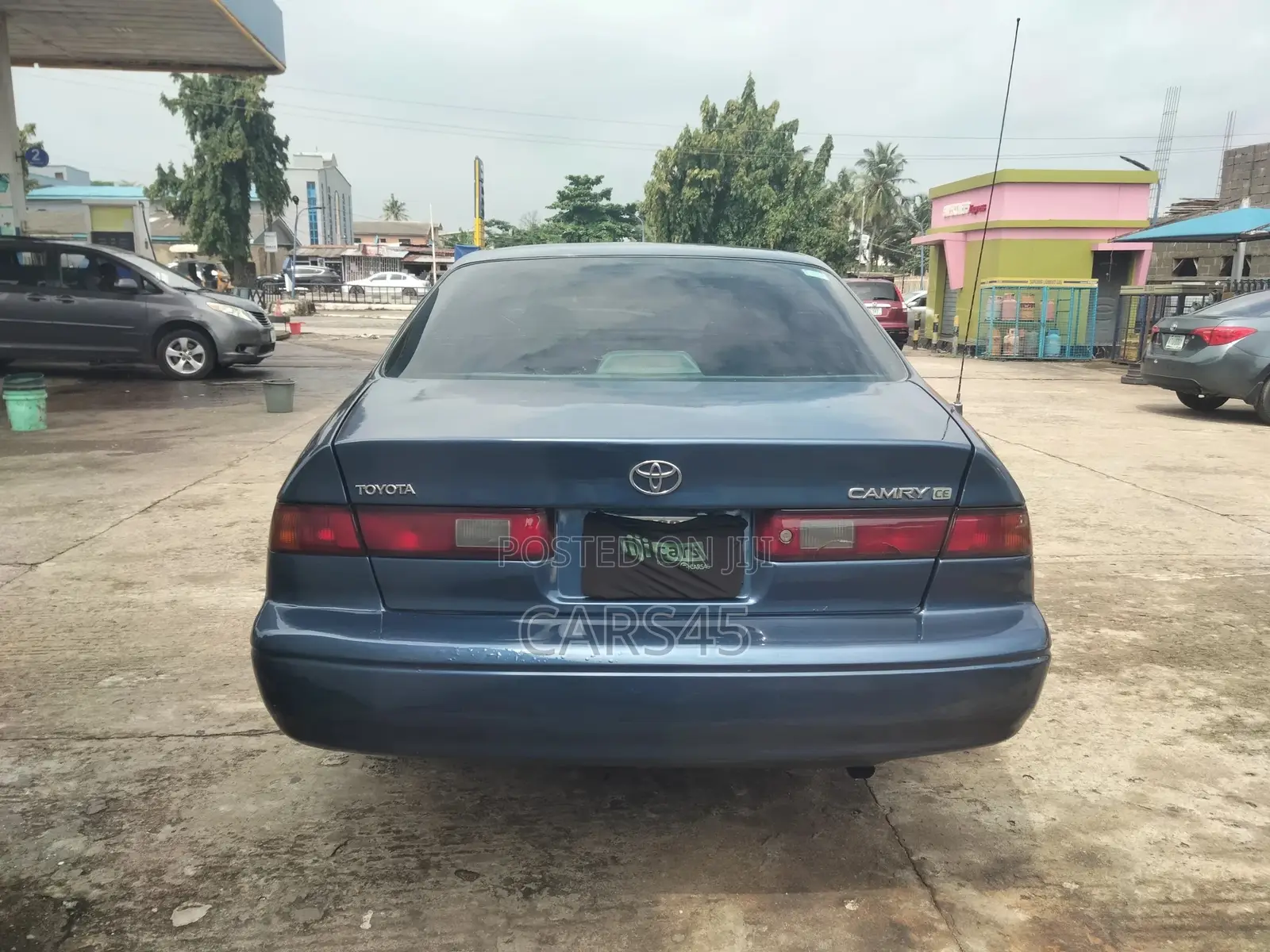 Toyota Camry 1997 Blue