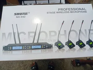 Conference Professionals Stage Wireless Microphone
