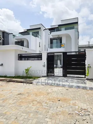 5bdrm Duplex in Ikate for sale