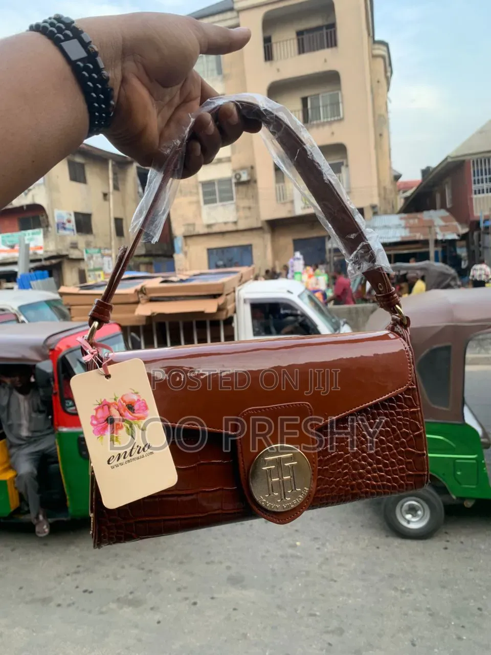Makurdi Cheap Bags Vendor