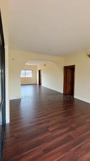 3bdrm Duplex in Yaba for rent
