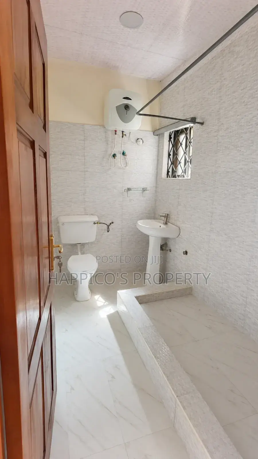 3bdrm Duplex in Yaba for rent