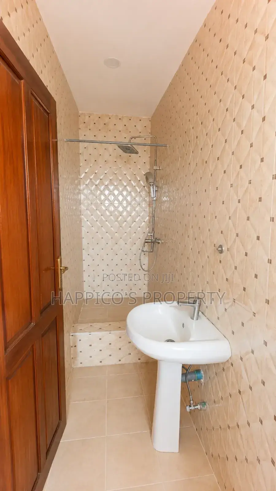3bdrm Duplex in Yaba for rent