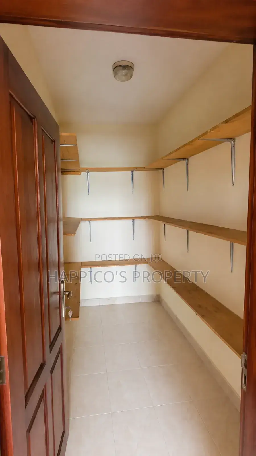3bdrm Duplex in Yaba for rent