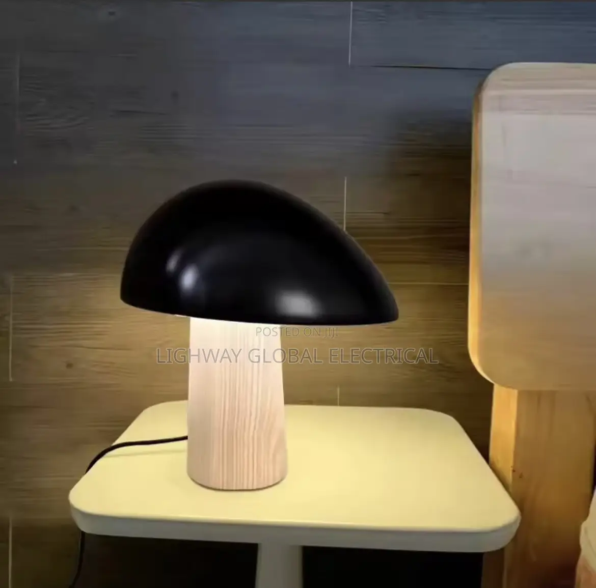 Modern Nordic Grain Wood Mushroom Bedside Table Lamp