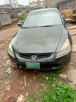 Honda Accord 2005 Gray