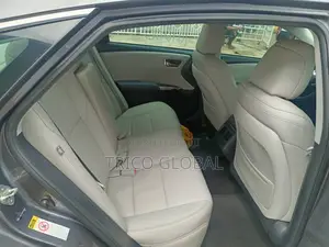 Toyota Avalon XLE 4dr Sedan (3.5L 6cyl 6A) 2014 Gray