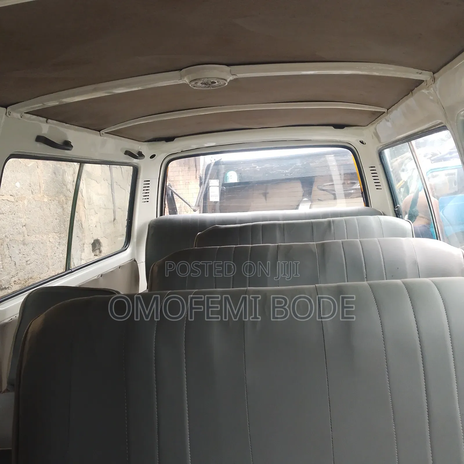 Toyota HiAce 1999 White