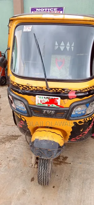 TVS King Deluxe Plus iTouch Start 2024 Yellow