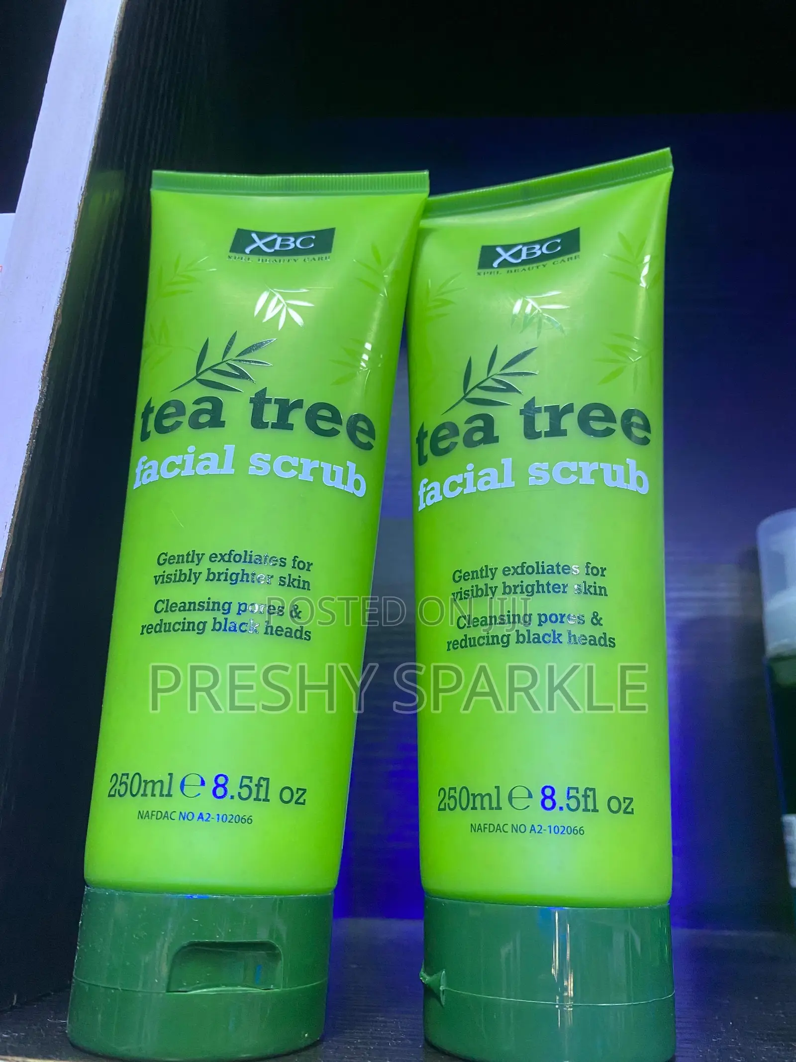Tea Tree Face Scrub