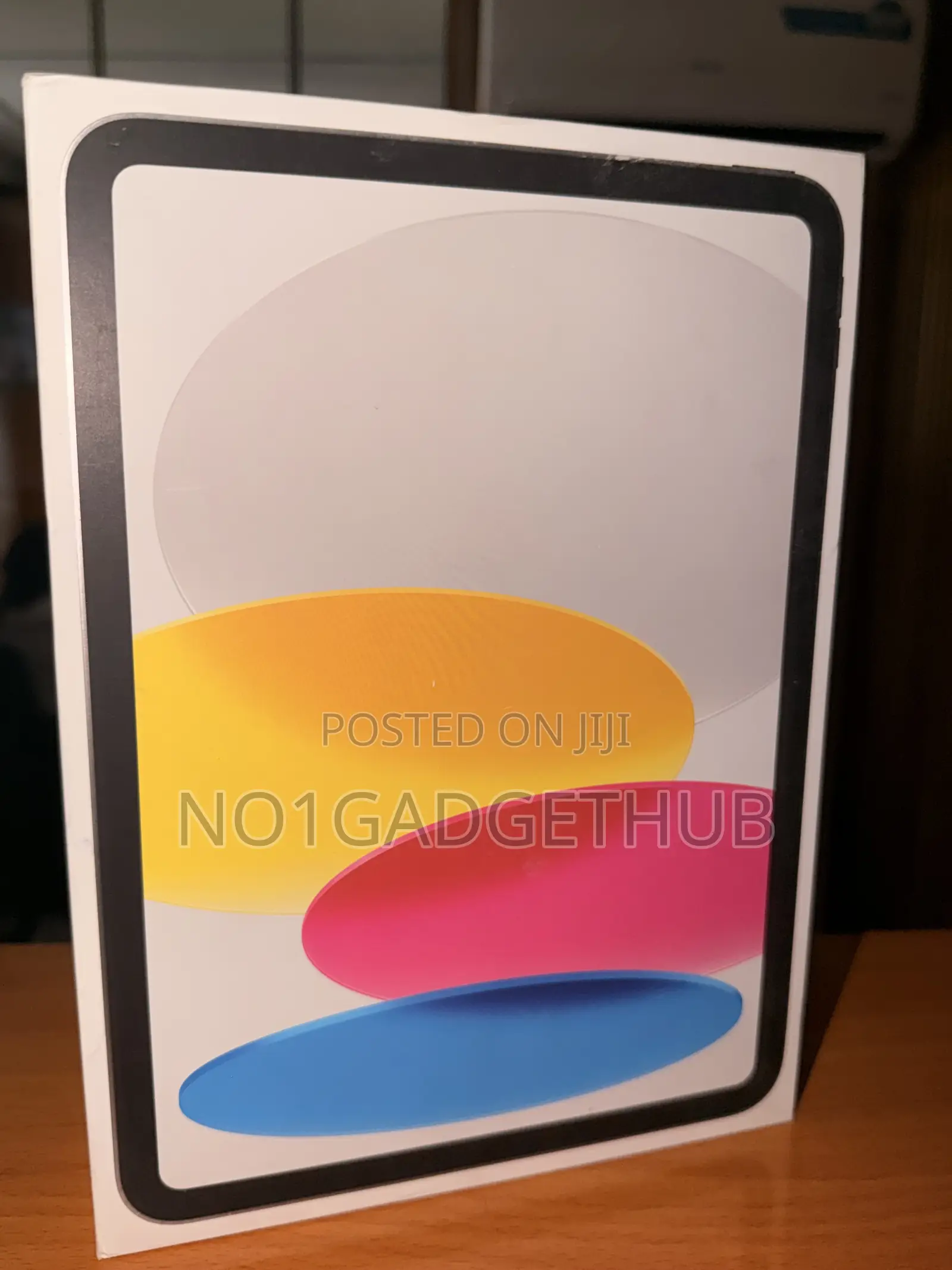 New Apple iPad (2022) 128 GB Silver