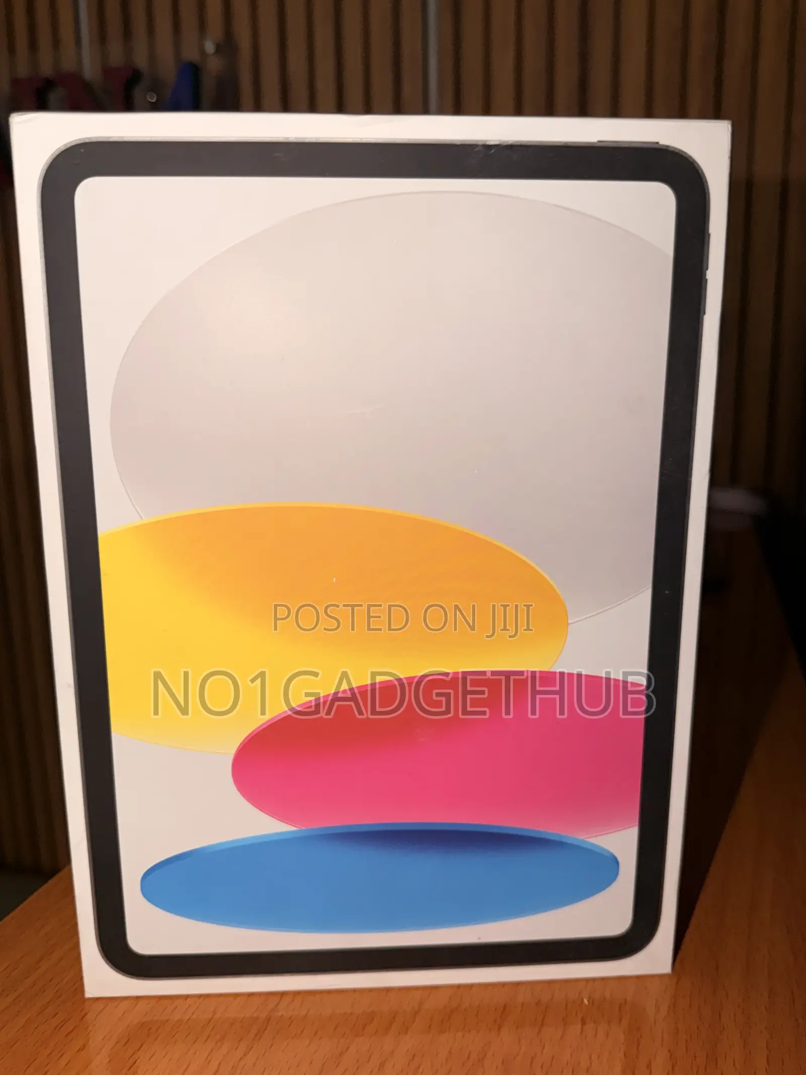 New Apple iPad (2022) 128 GB Silver