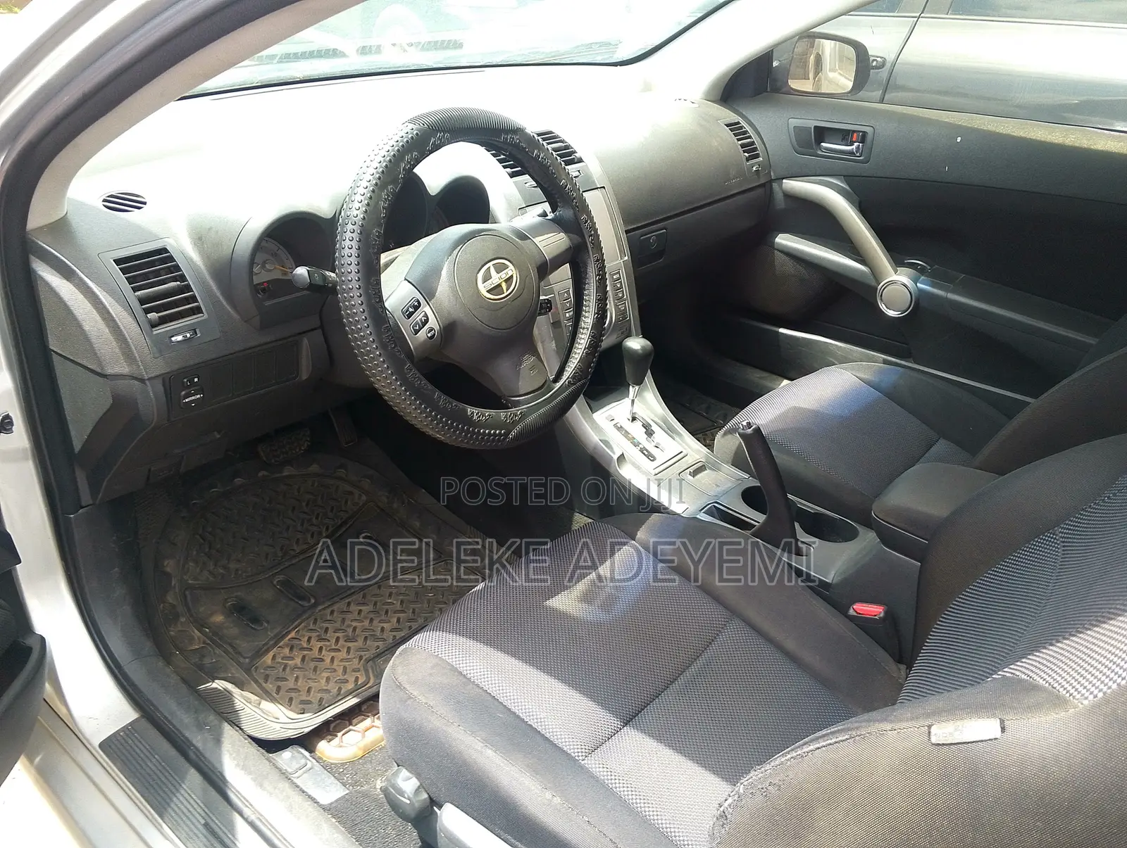 Scion xD Base 2008 Silver