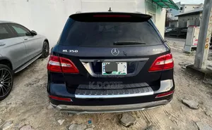 Mercedes-Benz M Class 2012 Blue
