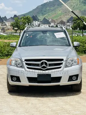 Mercedes-Benz GLK-Class 2010 Silver