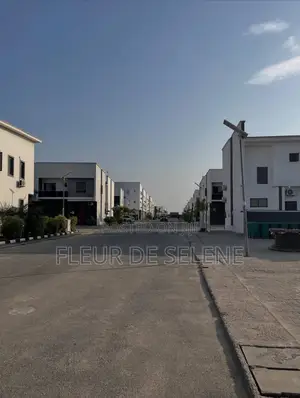 Furnished 2bdrm Duplex in Citadel Views 2.0, Ogombo for sale