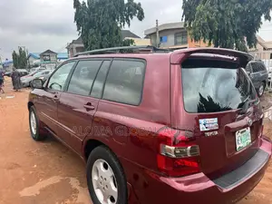 Toyota Highlander V6 2007 Red