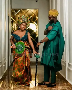 Emerald Green Copper Traditional Bridal Groom Couple Set.