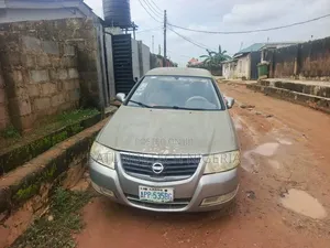 Nissan Sunny 2008 Gold