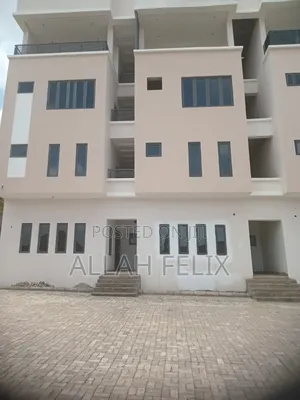 5bdrm Duplex in Guzape District for sale