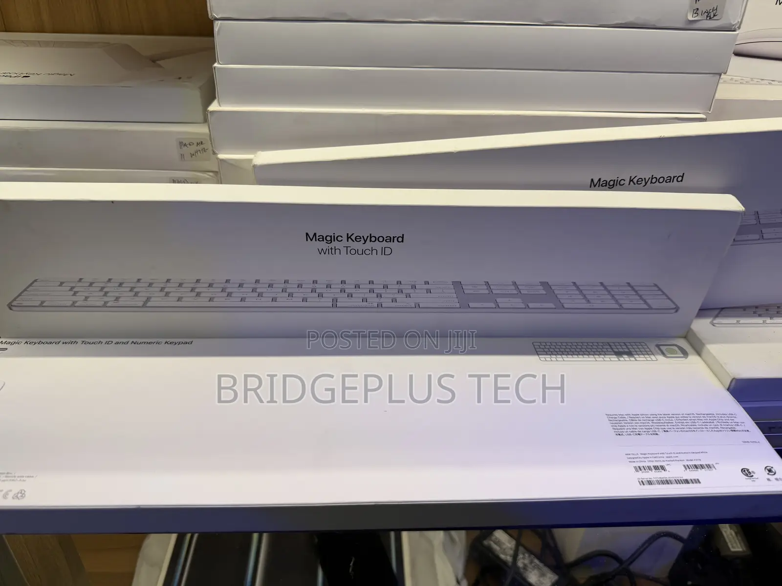 Apple Magic Keyboard With Touch Id and Numeric Keypad (Usb-C)