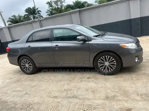 Toyota Corolla 2013 Gray