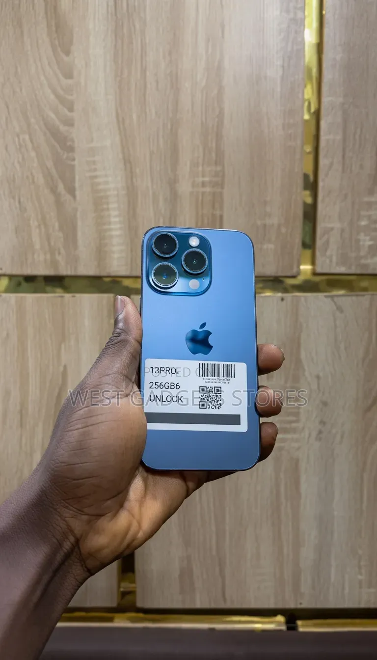 Apple iPhone 15 Pro 256 GB Blue