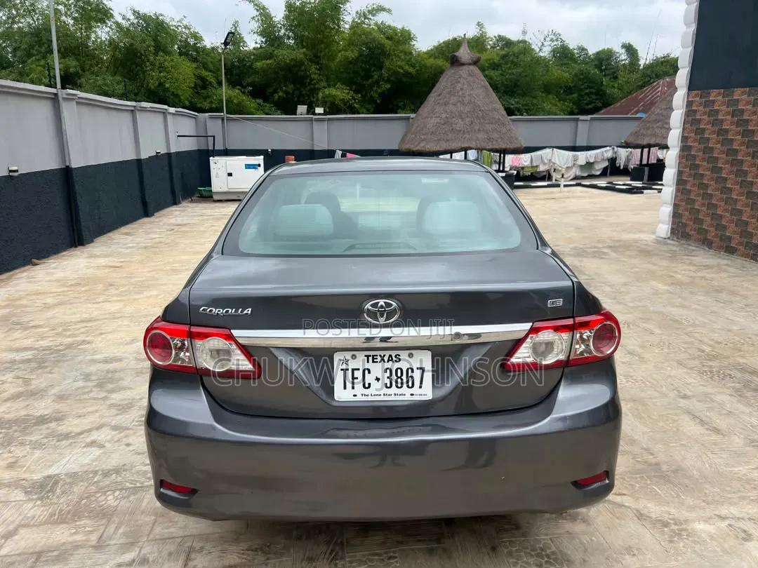 Toyota Corolla 2013 Gray