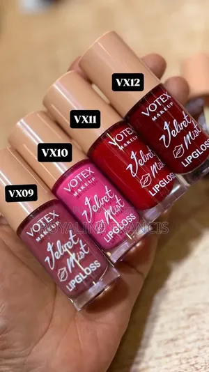 Lip Oil/Lip Gloss