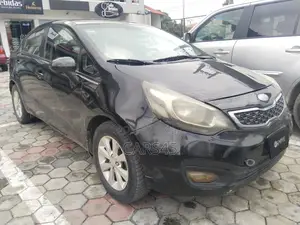 Kia Rio 2014 Black