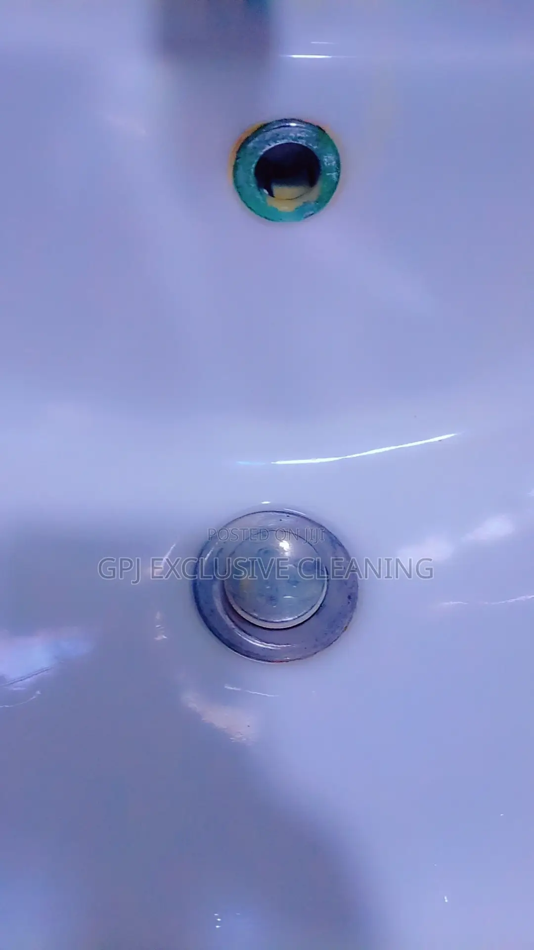 Professional Home, Office and Deep Cleaning Services.